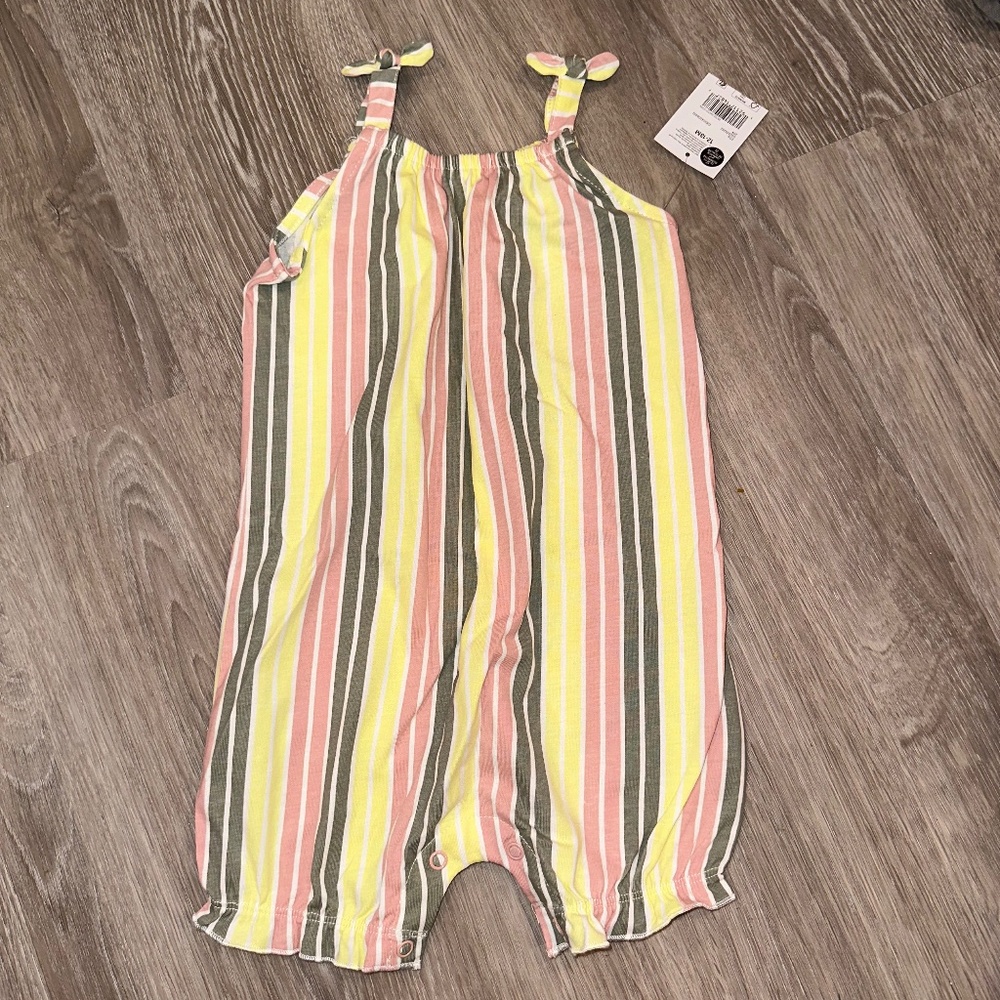 Baby Girl Summer Romper 12-18 months NWT